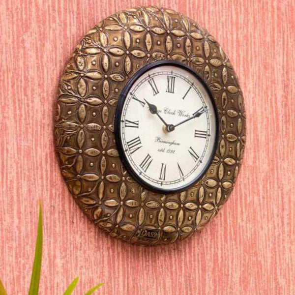 Shield Style Brass Wooden Wall Clock for Home - D'DASS Store
