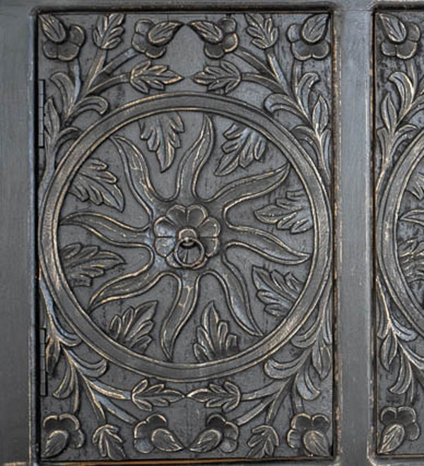 Black Wooden HandCarved Wardrobe & Almirah  | DDASSWRD01 - ddassstore