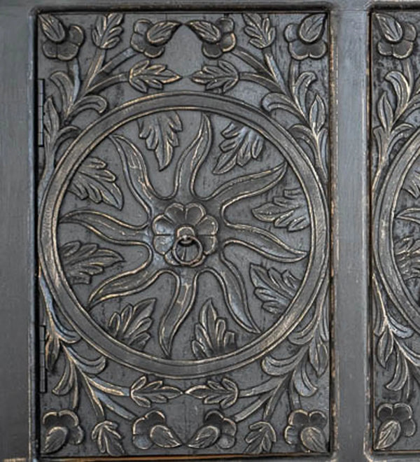 Black Wooden HandCarved Wardrobe & Almirah  | DDASSWRD01 - ddassstore