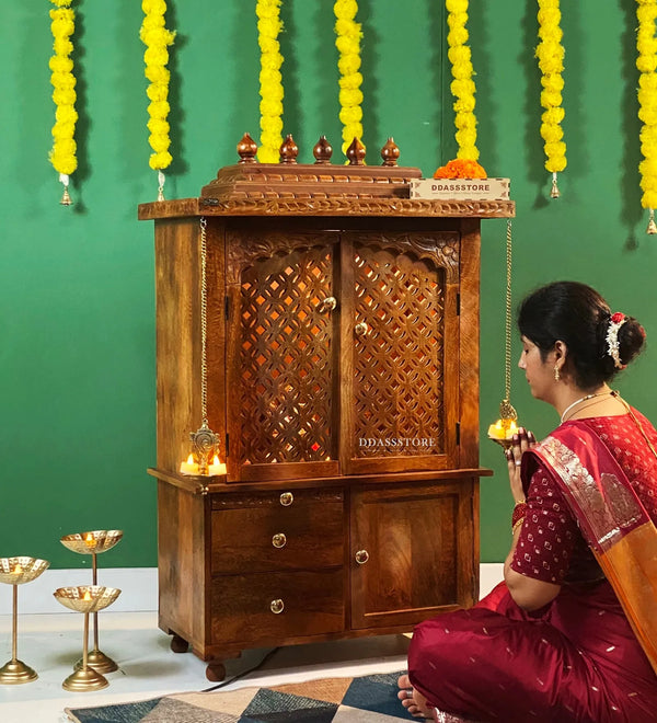 Shri Dwarkadhish Solid Sheesham Wood Pooja Mandir | DDASSWTSOLID45 - D'DASS Store