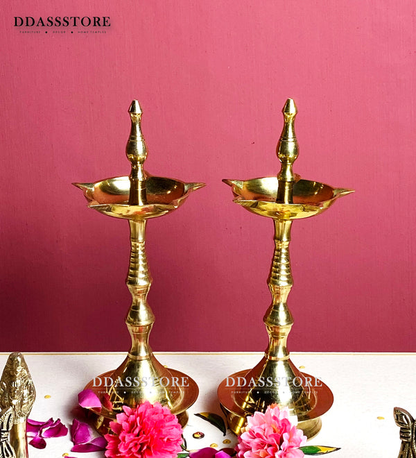 Traditional Brass Oil lamp Nilavilakku Diya for Home Temple (Pair of 2) 