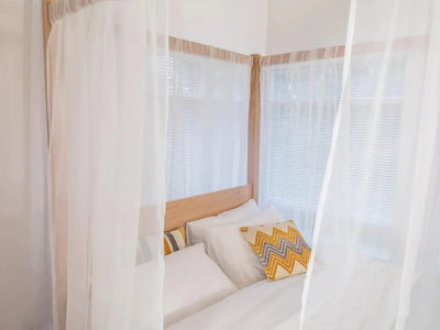 Classic Solid Wood Four Poster Bed - D'DASS Store