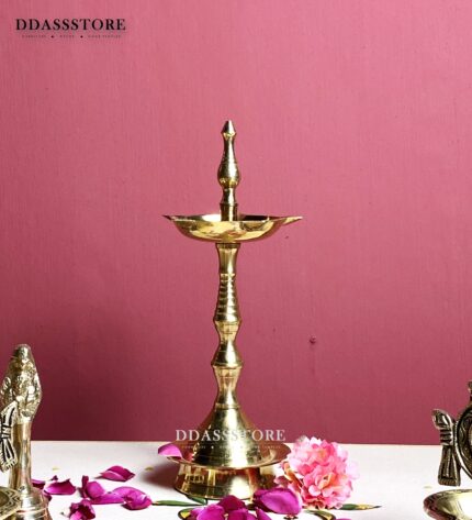 Traditional Brass Oil lamp Nilavilakku Diya for Home Temple